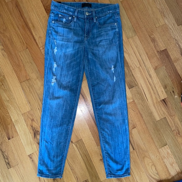 Vince Mason relaxed rolled distressed jeans - Picture 2 of 12